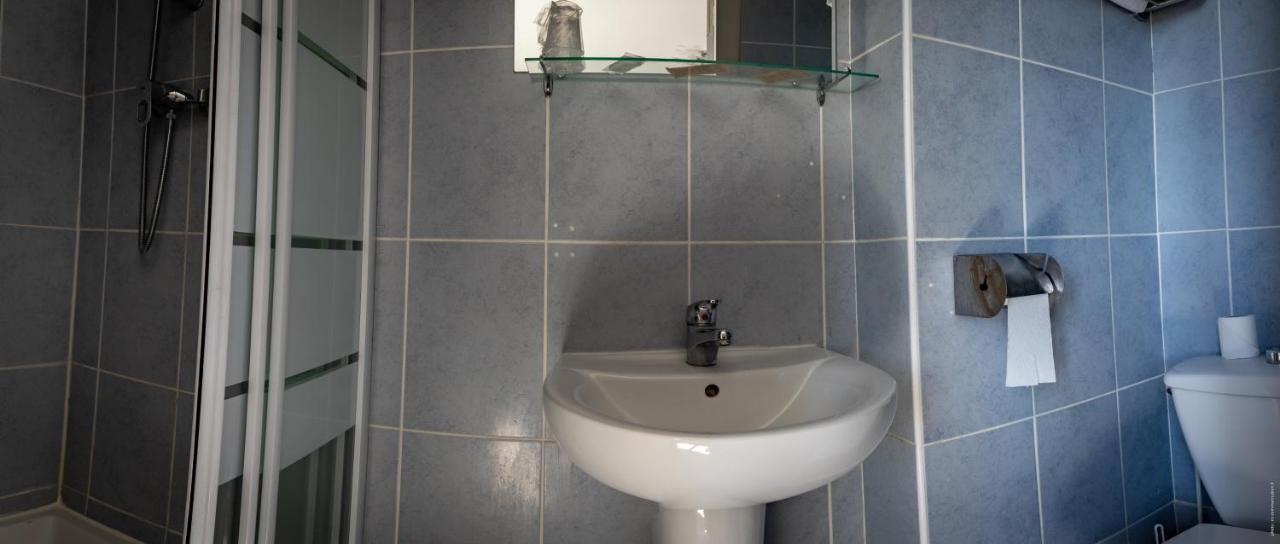Hotel De La Gare Chateauroux Bagian luar foto
