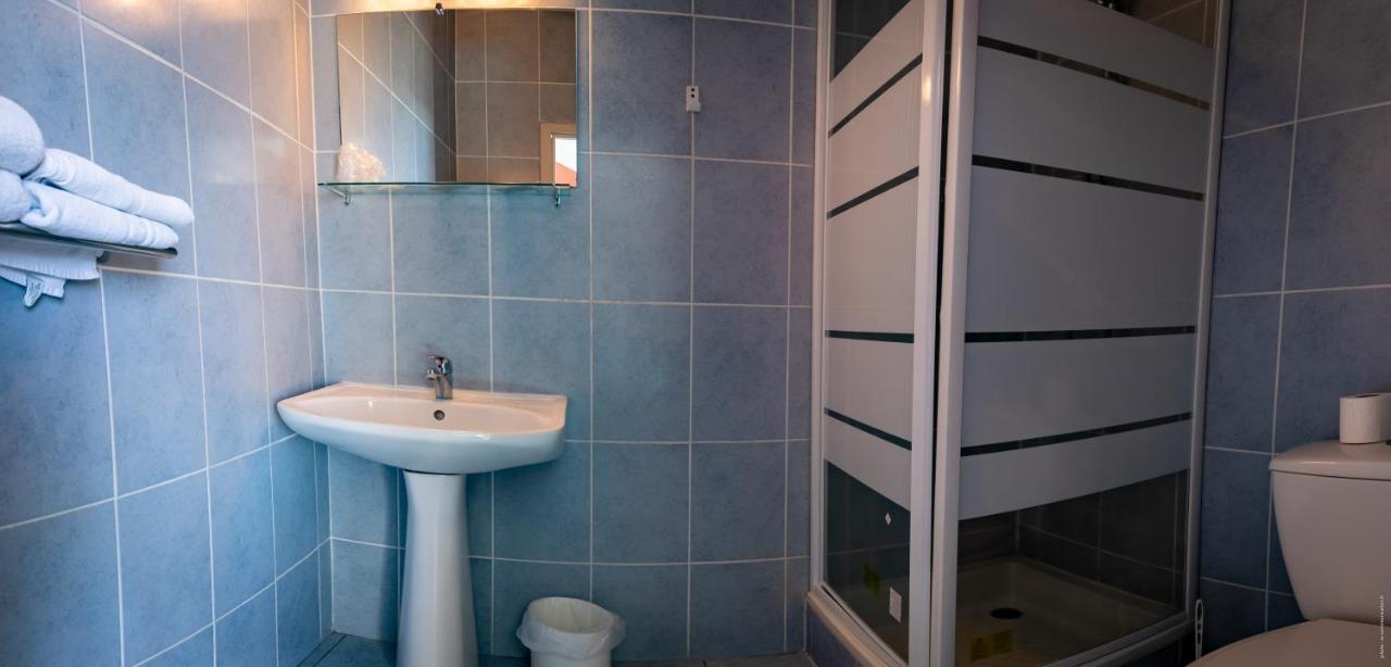Hotel De La Gare Chateauroux Bagian luar foto