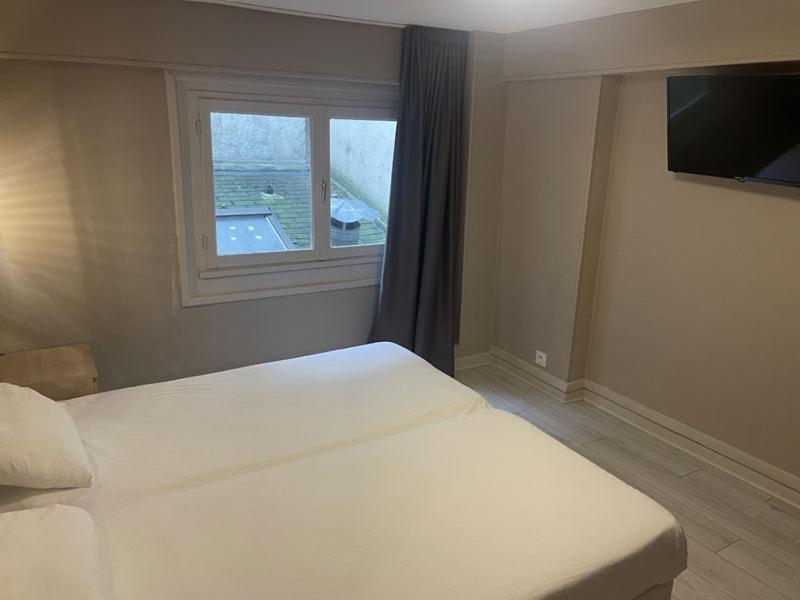 Hotel De La Gare Chateauroux Bagian luar foto