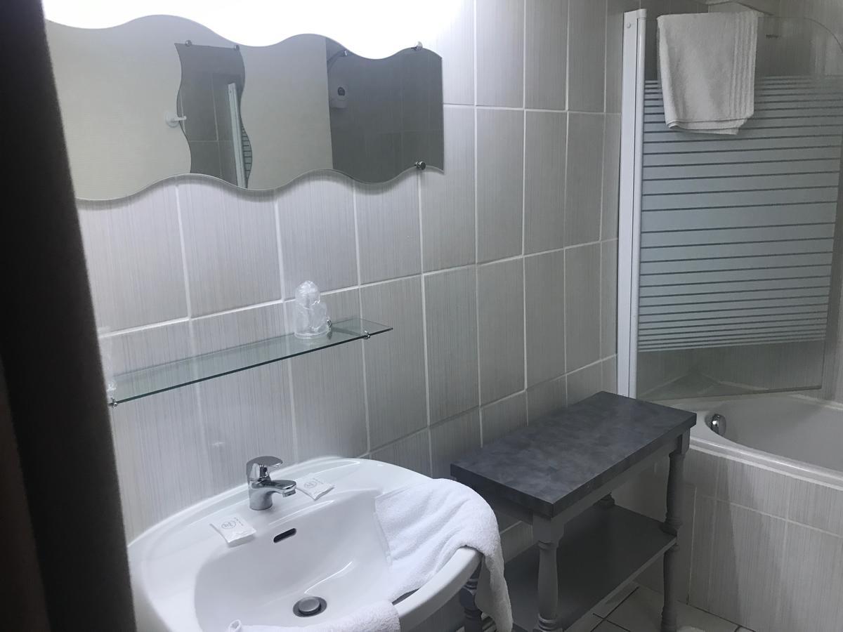 Hotel De La Gare Chateauroux Bagian luar foto